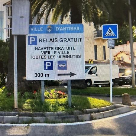 Charmant 3 Pieces Renove Au Coeur Du Vieil Antibes Buitenkant foto
